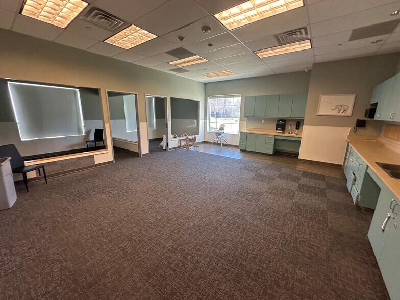 More Photos Of 300 Randol Mill Ave, Southlake Daycare Center For Sale