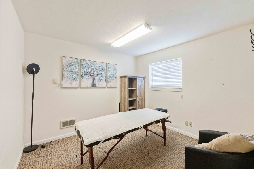 More Photos Of 2184 Broadway Ave, North Bend Office For Sale