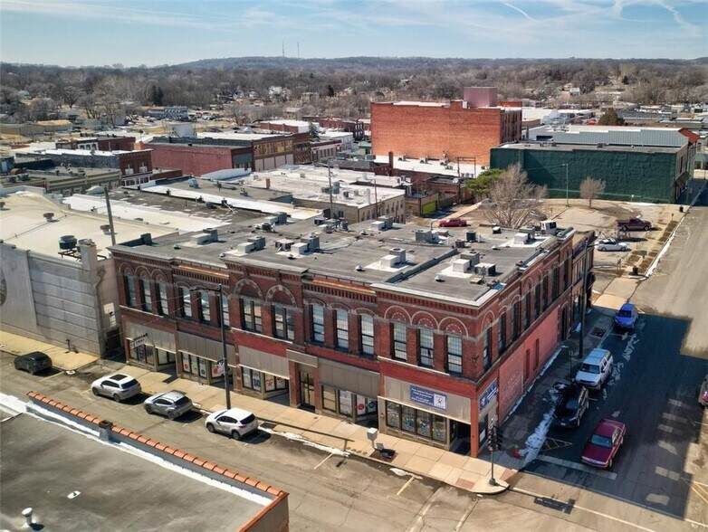 More Photos Of 100 S 5th St, Leavenworth Office Residential For Sale