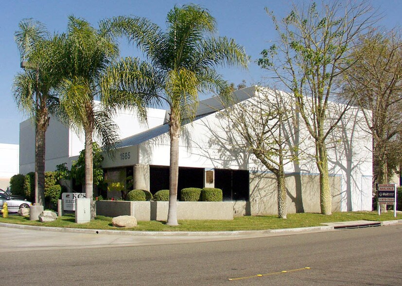 More Photos Of 1585 N Harmony Cir, Anaheim Warehouse For Lease