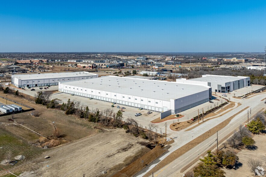 More Photos Of 3361 Redbud Blvd, McKinney Warehouse For Sale