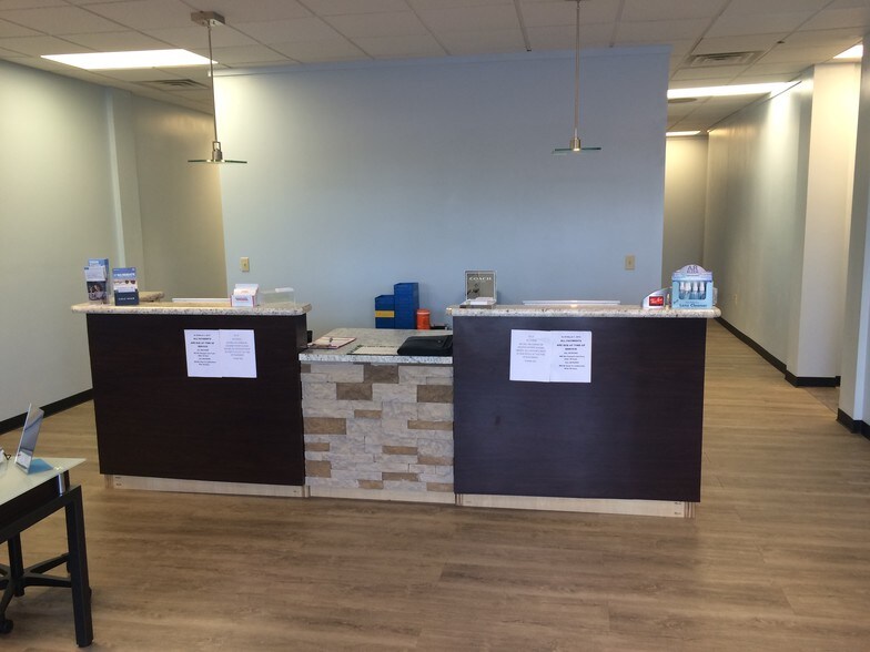 More Photos Of 314 Goff Mountain Rd, Charleston Office For Lease