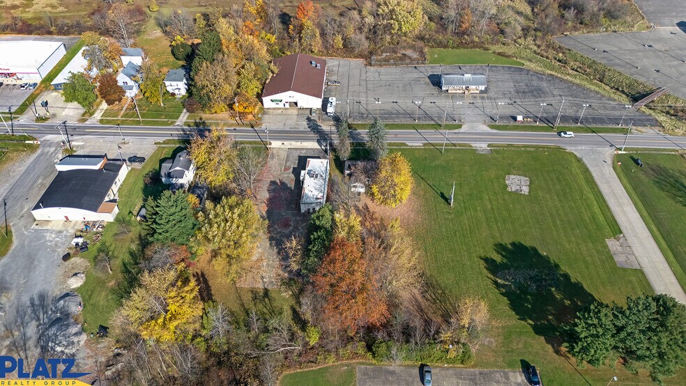 More Photos Of 438 E Main St, Andover Freestanding For Lease