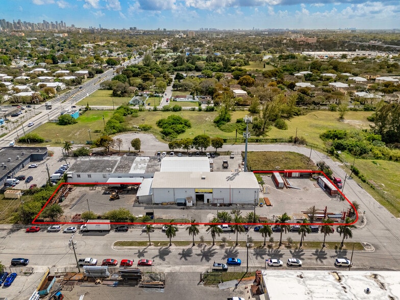 More Photos Of 2250 NW 77th Ter, Miami Warehouse For Lease
