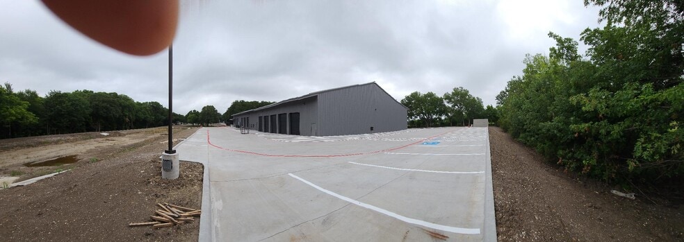 More Photos Of 721 FM 2933, McKinney Service For Lease