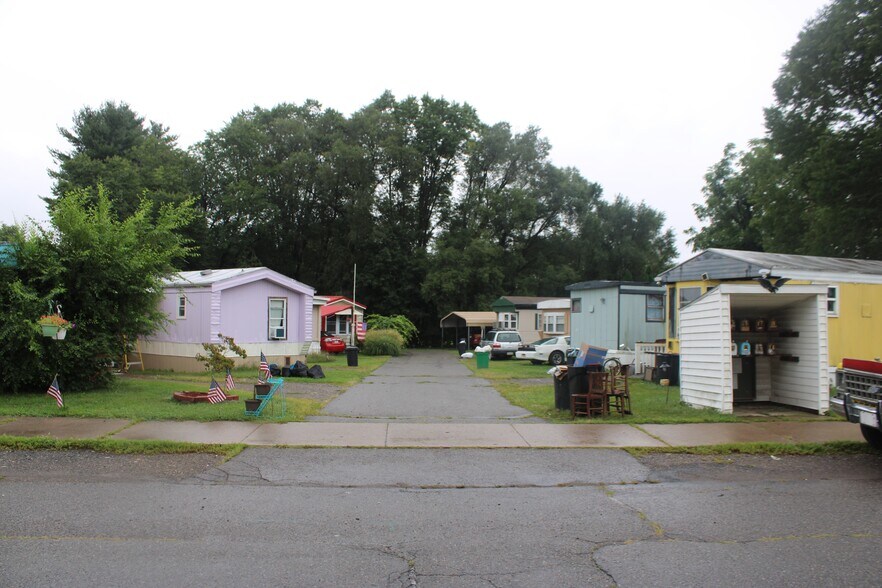 More Photos Of 320 E 13th St, Berwick Multifamily For Sale