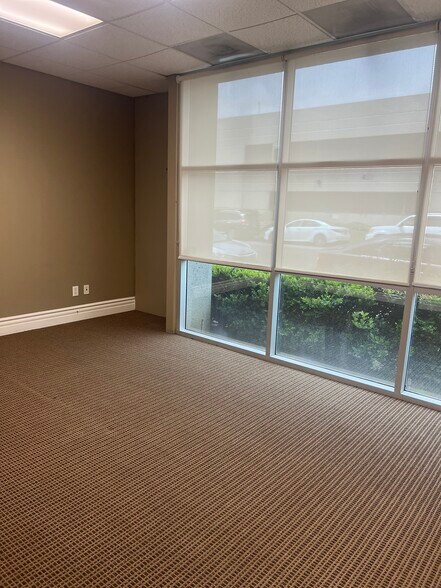 More Photos Of 390 N Ponderosa Ave, Ontario Warehouse For Sale