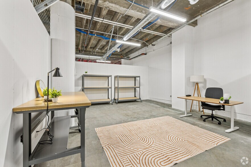 More Photos Of 204 12th St, Des Moines Office For Lease
