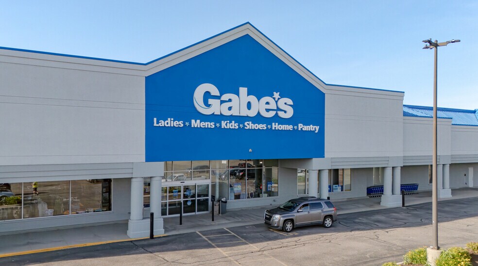 More Photos Of 5072-5096 Corunna Rd, Flint Unknown For Lease