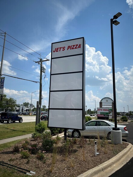 More Photos Of 4605 Lincoln Hwy, Matteson Storefront Retail Office For Lease