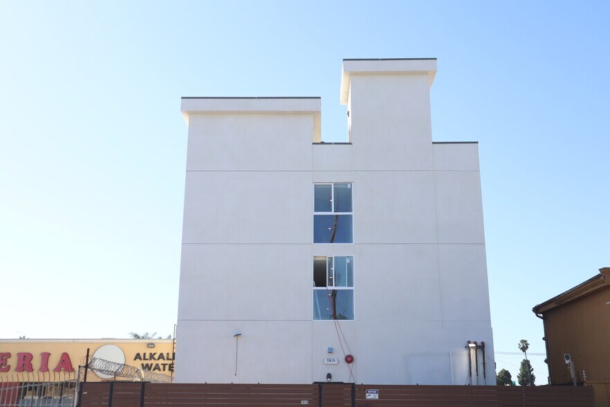More Photos Of 7415 S Main St, Los Angeles Apartments For Sale