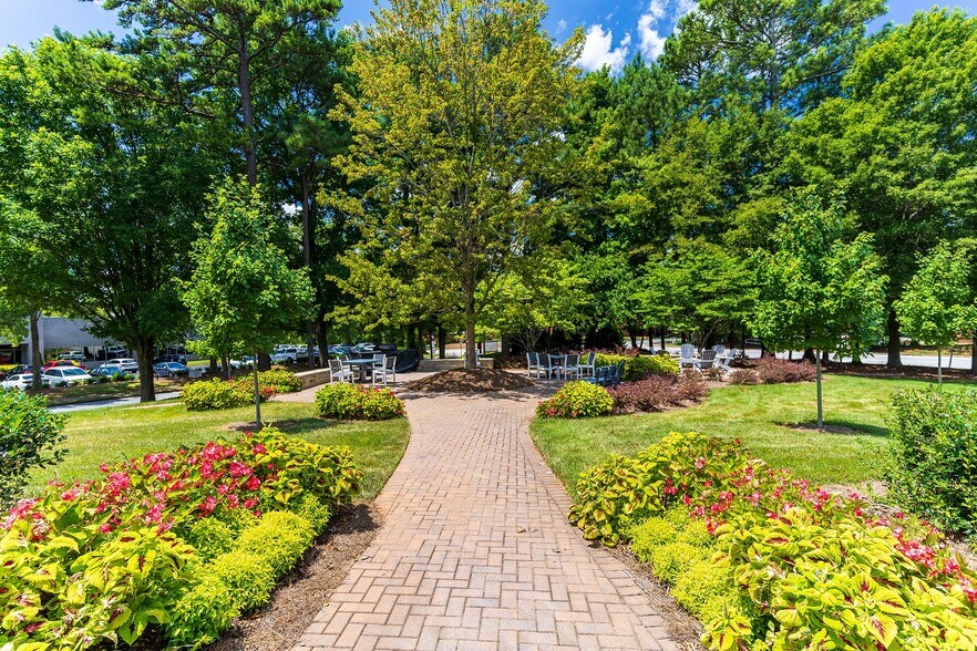 More Photos Of 1750 Founders Pky, Alpharetta Unknown For Lease