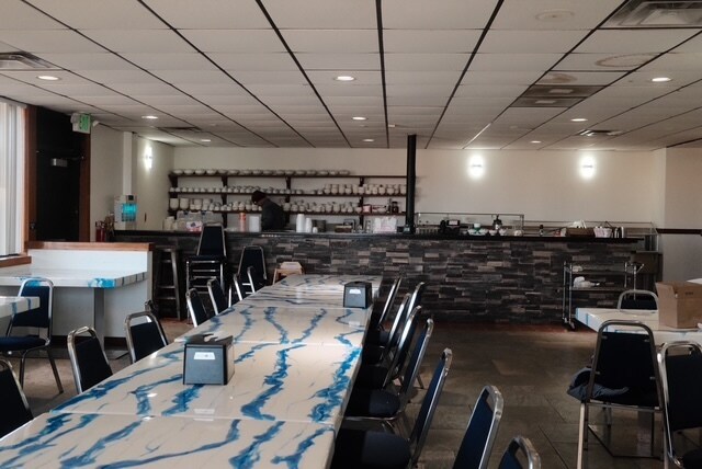 More Photos Of 2801 W I-240 Service Rd, Oklahoma City Restaurant For Sale