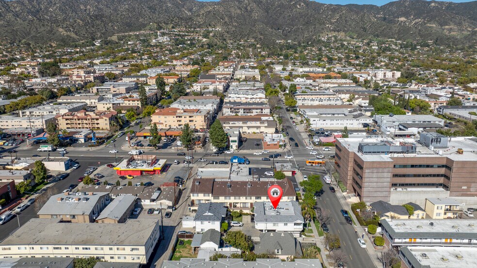 More Photos Of 335-337 E Providencia Ave, Burbank Apartments For Sale