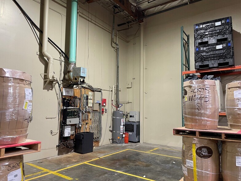 More Photos Of 490 Watt Dr, Fairfield Warehouse For Sale