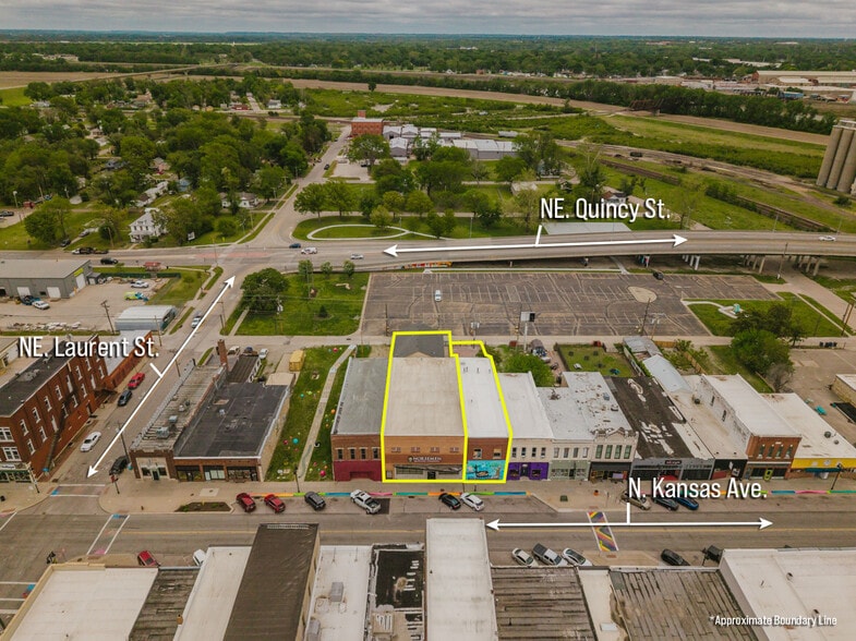 More Photos Of 830 N Kansas Ave, Topeka Bar For Sale