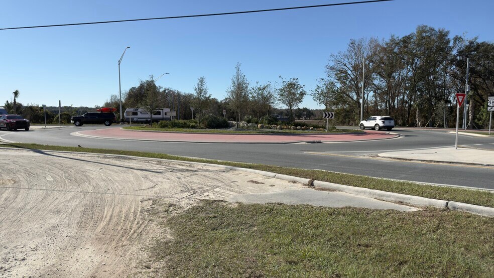 More Photos Of 15738 Ponce De Leon Blvd, Brooksville General Retail For Sale