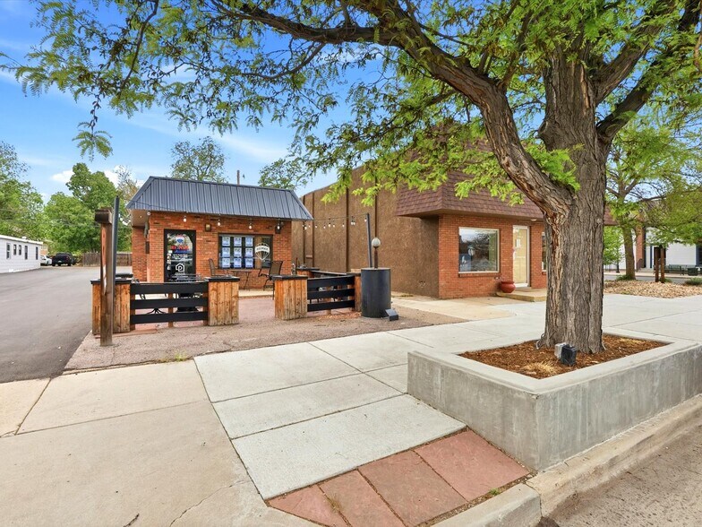 More Photos Of 109 N Public Rd, Lafayette Freestanding For Sale