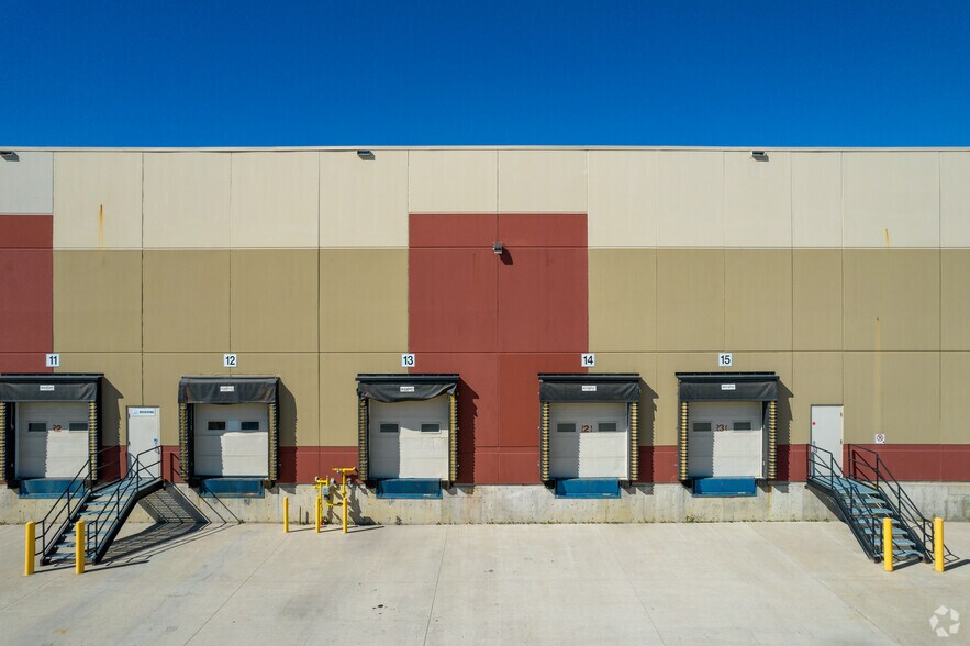 Primary Photo Of 4000 106th Ave SE, Calgary Warehouse For Lease