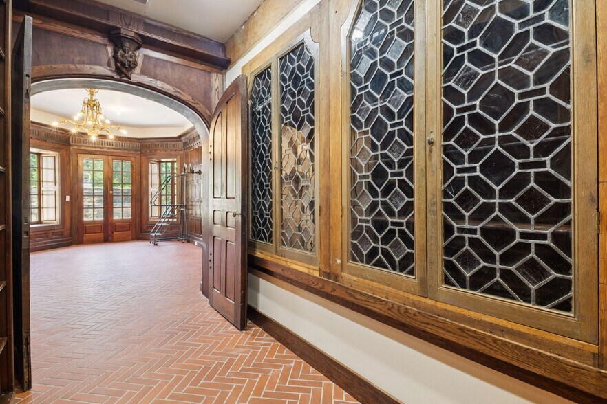 More Photos Of 1374 Peter Pond Rd, Ashland City Lodge Meeting Hall For Sale