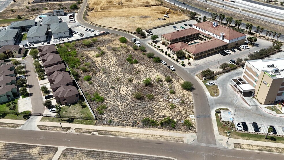 More Photos Of 1400 Hospitality Dr, Laredo Land For Sale
