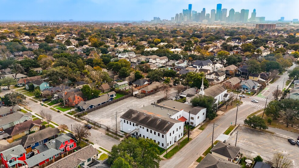 Primary Photo Of 3600 Michaux St, Houston Lodge Meeting Hall For Sale