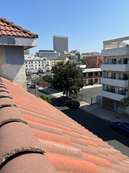 More Photos Of 843 S Ardmore Ave, Los Angeles Apartments For Sale