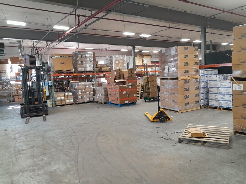 More Photos Of 170 Coolidge Ave, Englewood Manufacturing For Sale