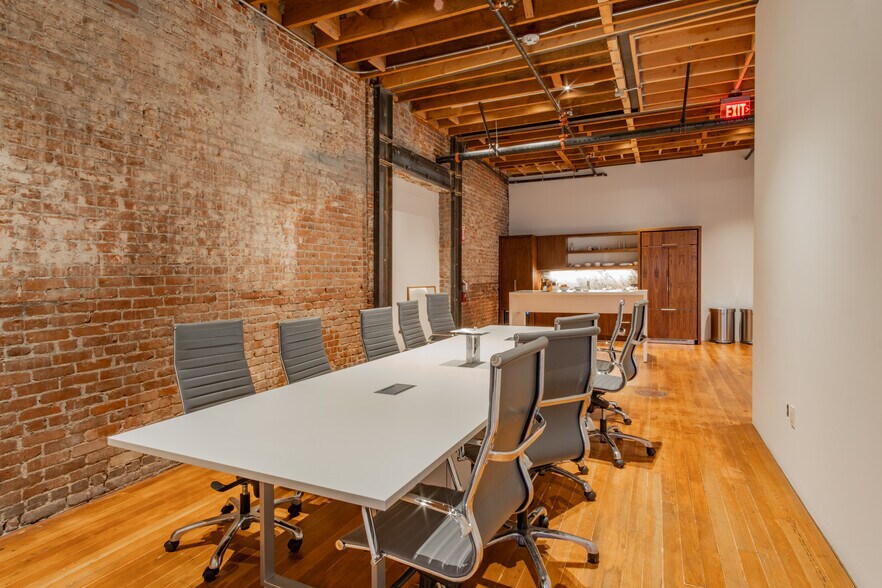 More Photos Of 646-654 N Spring St, Los Angeles Office For Sale