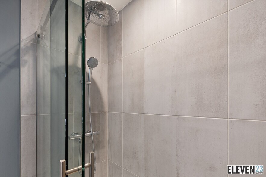 More Photos Of 1123 W Randolph St, Chicago Apartments For Lease