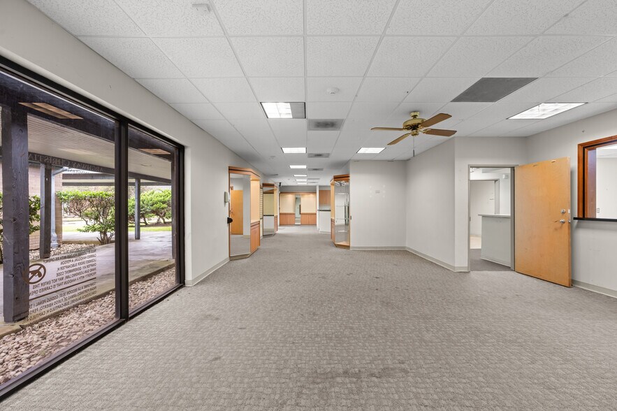 More Photos Of 13414 Medical Complex Dr, Tomball Medical For Lease