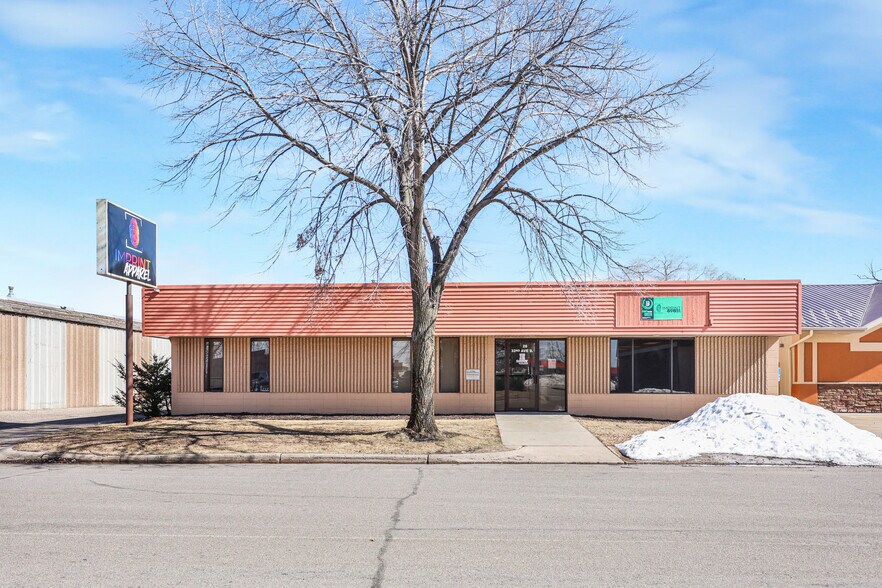 More Photos Of 20 S 32nd Ave S, Saint Cloud Office For Sale