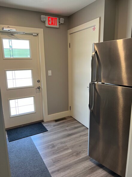 More Photos Of 1731 E Bristol St, Elkhart Medical For Sale