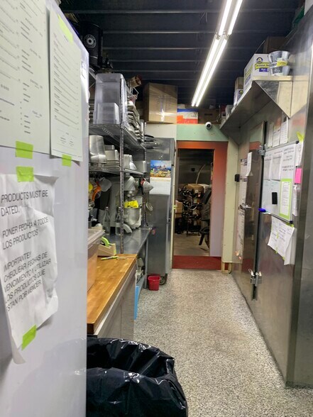 More Photos Of 95 Jefferson St, Brooklyn Industrial For Sale