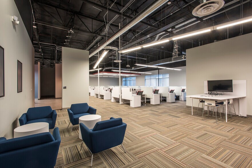 More Photos Of 14647 S 50th St, Phoenix Unknown For Lease