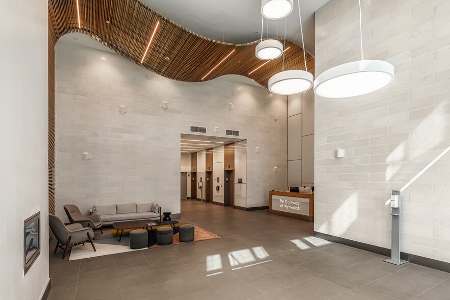 More Photos Of 2916 N Miami Ave, Miami Office For Lease