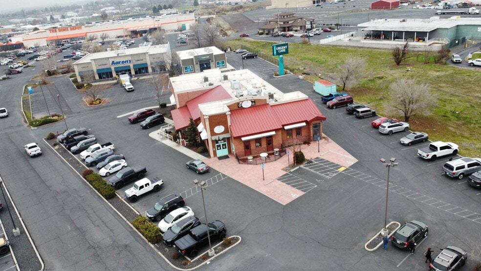 More Photos Of 1619 N 1st St, Hermiston Restaurant For Lease