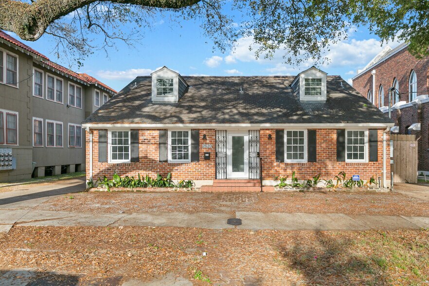More Photos Of 2520 Napoleon Ave, New Orleans Medical For Sale