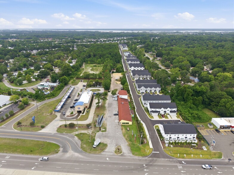 More Photos Of 5310 Carolina Beach Rd, Wilmington General Retail For Sale