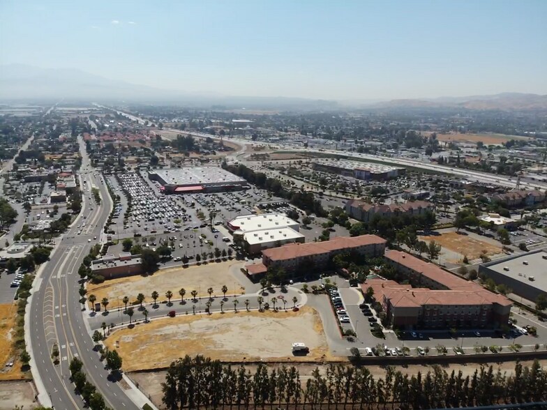 More Photos Of E Hospitality Ln, San Bernardino Land For Lease