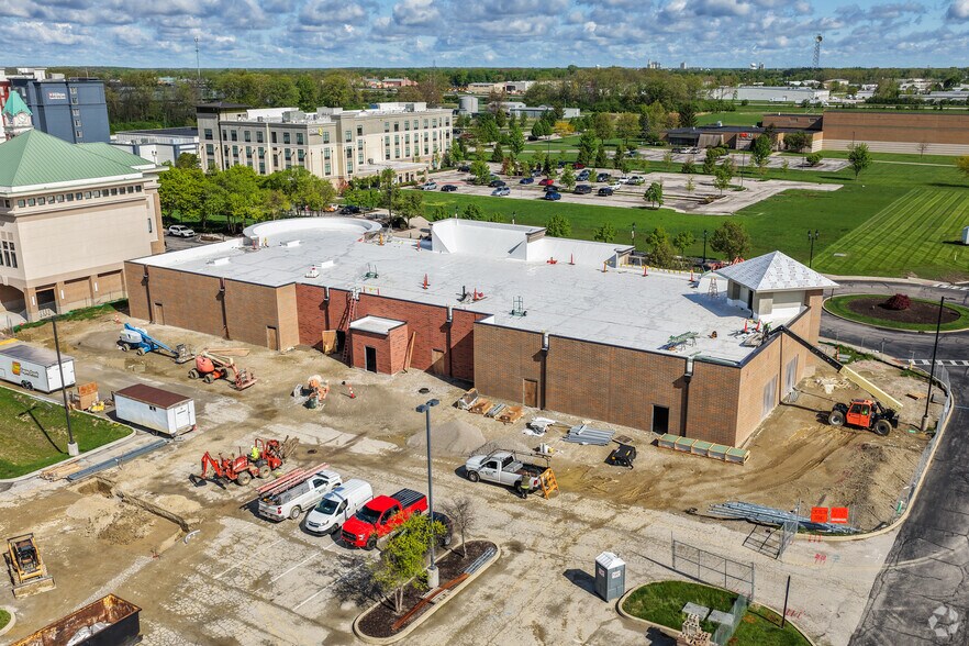 More Photos Of 5000 Levis Commons Blvd, Perrysburg Freestanding For Lease