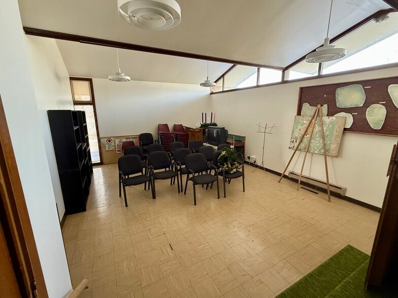 More Photos Of 209 1st N st, Hingham Religious Facility For Sale