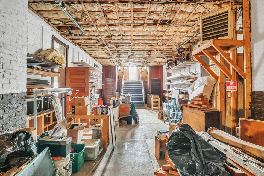 More Photos Of 34 N Main St, Orange Schools For Sale