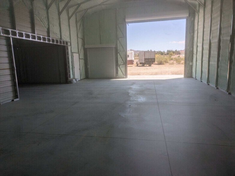 More Photos Of 8089 Wagon Wheel Dr, Lake Havasu City Warehouse For Sale