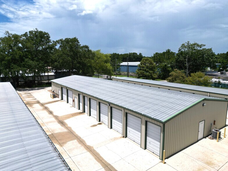 More Photos Of 1241 NW 50th Ave, Gainesville Self Storage For Sale