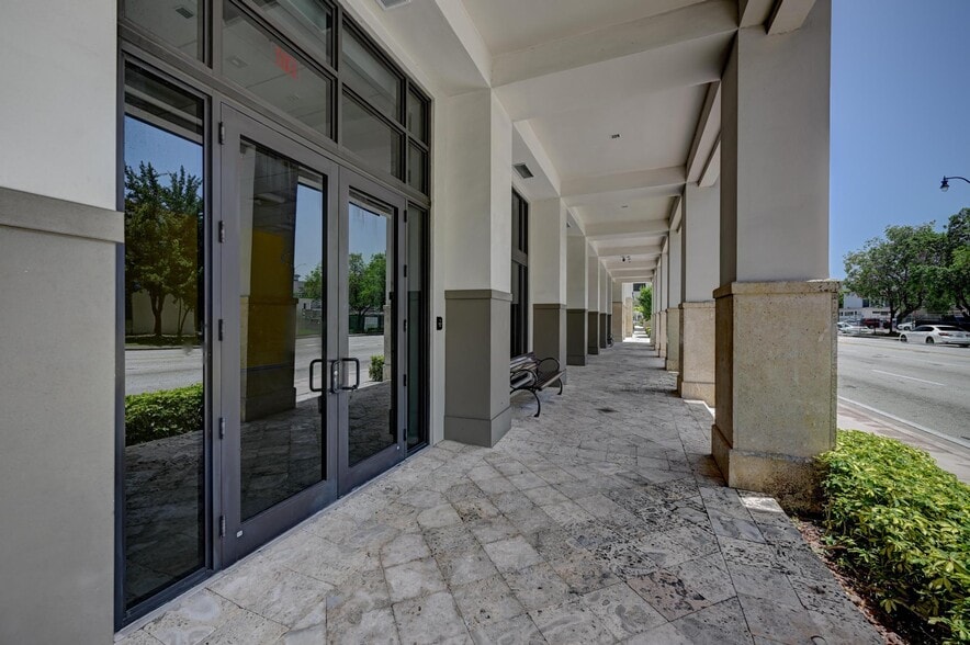 More Photos Of 301 Altara Ave, Coral Gables Apartments For Sale
