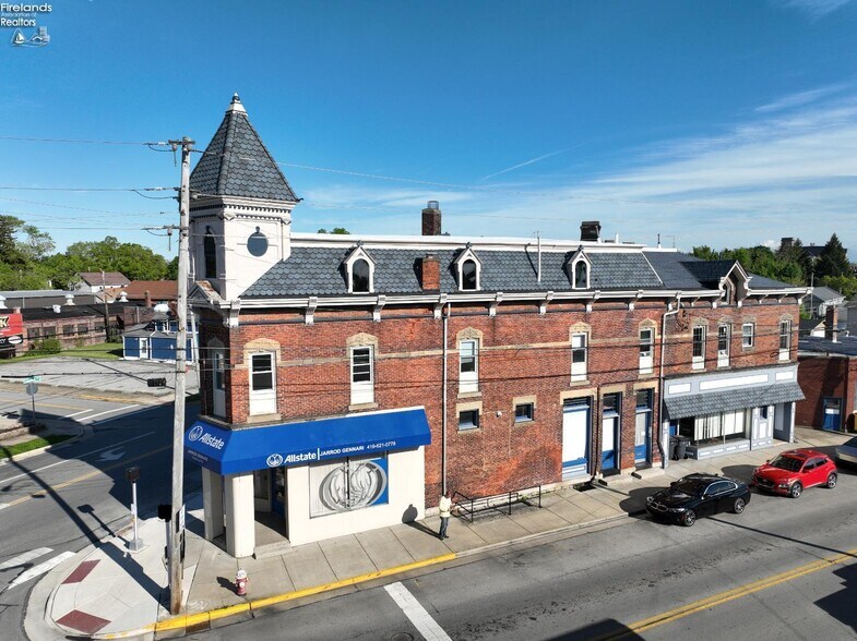 Primary Photo Of 801 Hayes Ave, Sandusky Storefront Retail Residential For Sale