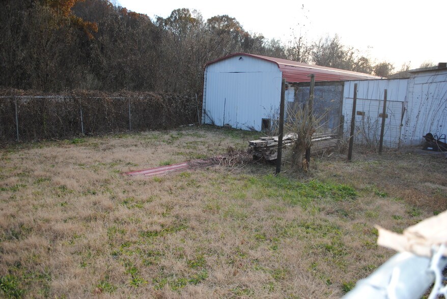 More Photos Of 2928 Cummings Hwy, Chattanooga Land For Sale