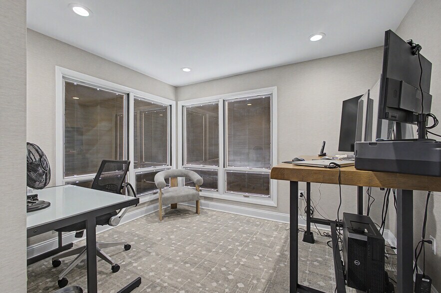 More Photos Of 170 Changebridge Rd, Montville Office For Sale
