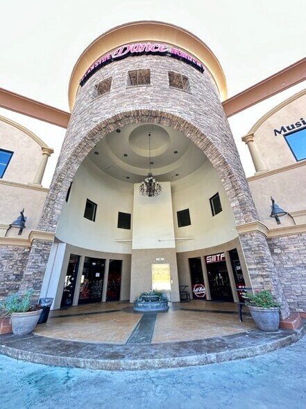 More Photos Of 4253 Oceanside Blvd, Oceanside Unknown For Lease